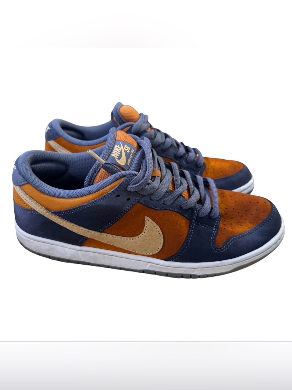 Nike SB Dunks Low Pro in rare Light Carbon Monarch HF3063-002 Men’s 10.5